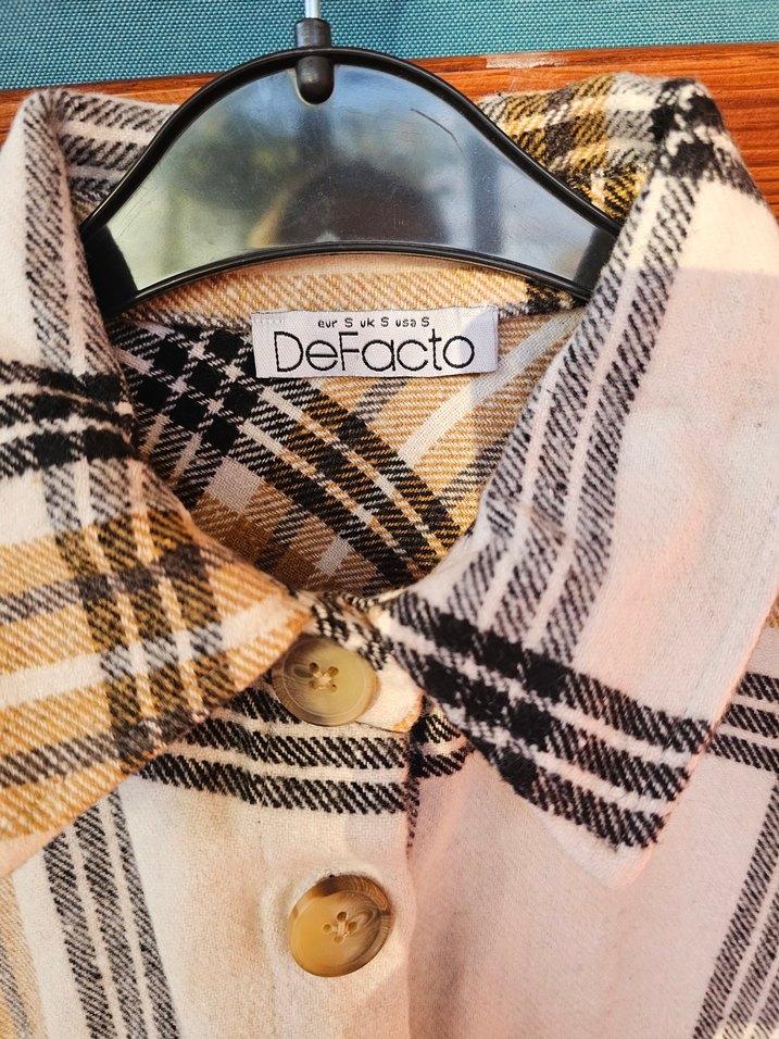 Düğmeli, Uzun Kollu, Rahat Kesim Kadın Gömlek - Görsel 3