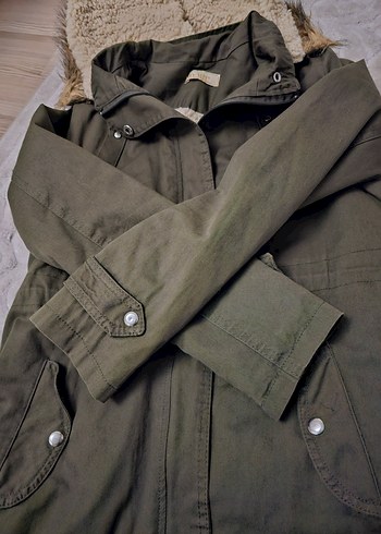 Kürklü Kapüşonlu Kaban - Görsel 3