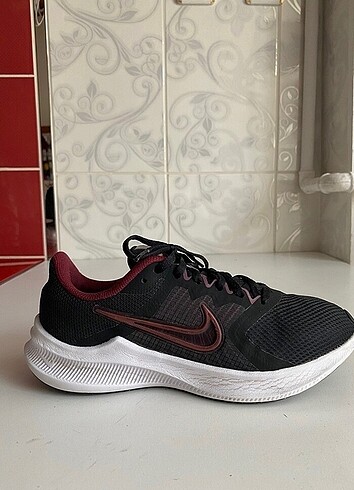 40 Beden Nike Ayakkabı 40