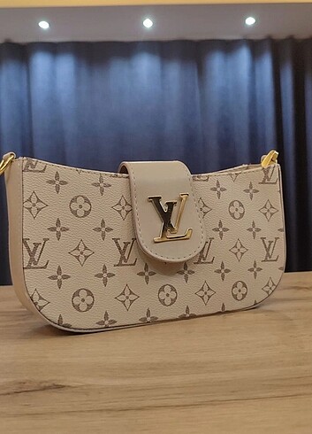 Louise Vuitton Kol Çanta