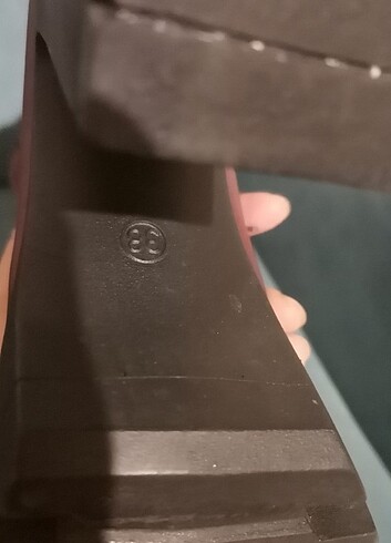 Bordo kısa bot - Görsel 3