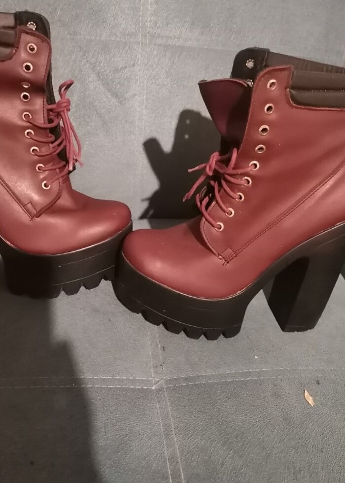 Bordo kısa bot - Görsel 2