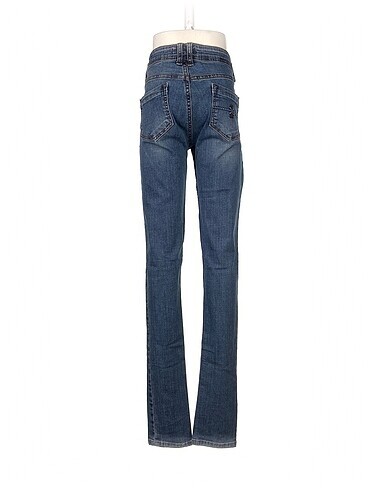 28 Beden PreLoved Jean / Kot %70 İndirimli.