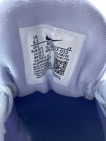 37 Beden çeşitli Renk Nike Spor Ayakkabı %70 İndirimli.