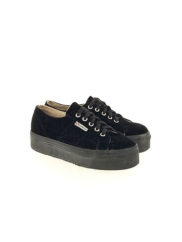 Superga Superga Spor Ayakkabı %70 İndirimli.