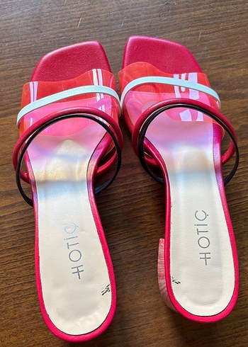 Pembe Topuklu Kadın Terlik - Görsel 4