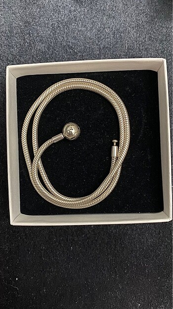 Pandora moments kolye