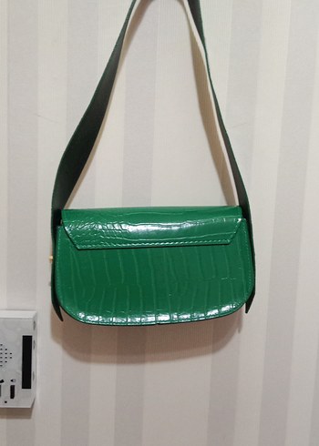 Yeşil Parlak Deri Kadın Çanta - Görsel 2