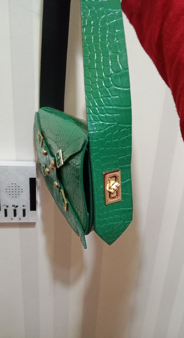 Yeşil Parlak Deri Kadın Çanta - Görsel 3