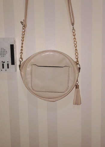 Bej Deri Püsküllü Yuvarlak Kadın Çanta - Görsel 2