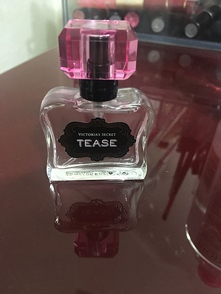 Noır tease victoria secret hiç açılmamış 7.5 ml çanta boyu