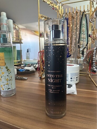 Bath and body works vücut spreyi 