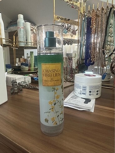 Bath and body works vücut spreyi