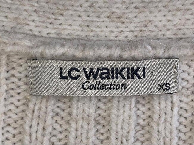 xs Beden Lc Waikiki Hırka