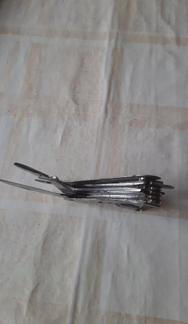 Gri Çok Fonksiyonlu Katlanabilir Çakı - Görsel 3