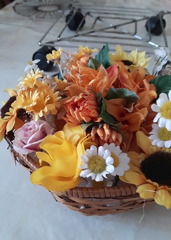 Renkli Yapay Çiçek Sepeti - Görsel 6