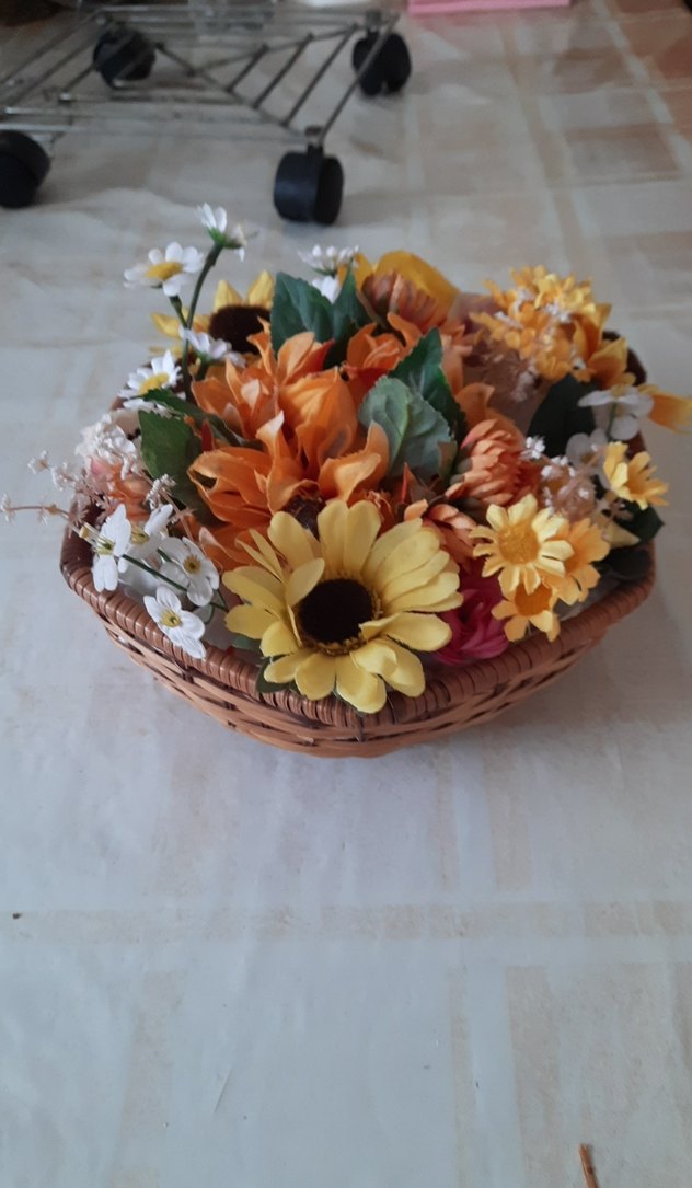 Renkli Yapay Çiçek Sepeti - Görsel 3