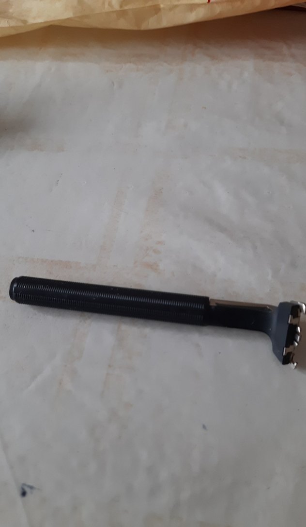 Gri Gillette Tıraş Makinesi - Görsel 4