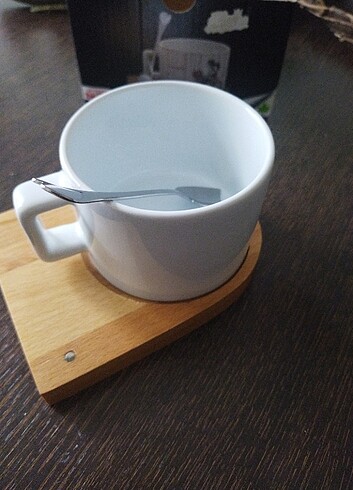 Bambum Çay, Nescafe fincanı.