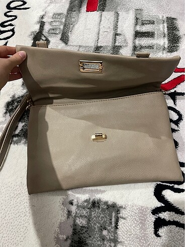 Mango Askılı ve portföy çanta
