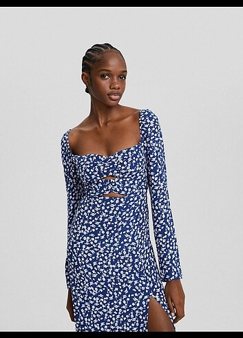xs Beden Bershka elbise