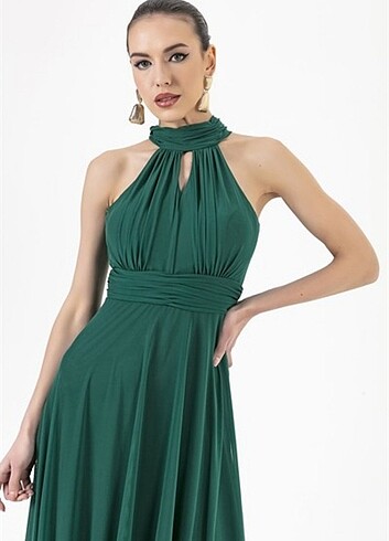 36 Beden Yeşil boyundan bağlamalı abiye elbise