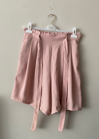 Zara Pilili Kadın Mini Şort
