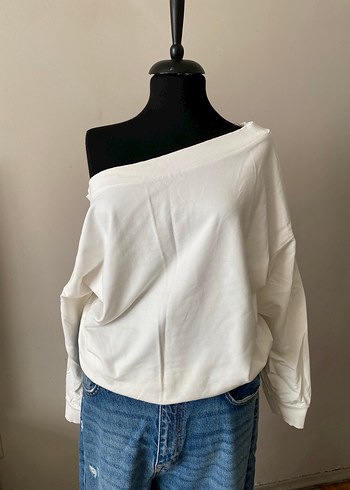 Beyaz Uzun Kollu Salaş swetshirt