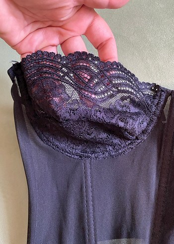 Siyah Dantel Detaylı Straplez Bustiyer - Görsel 2