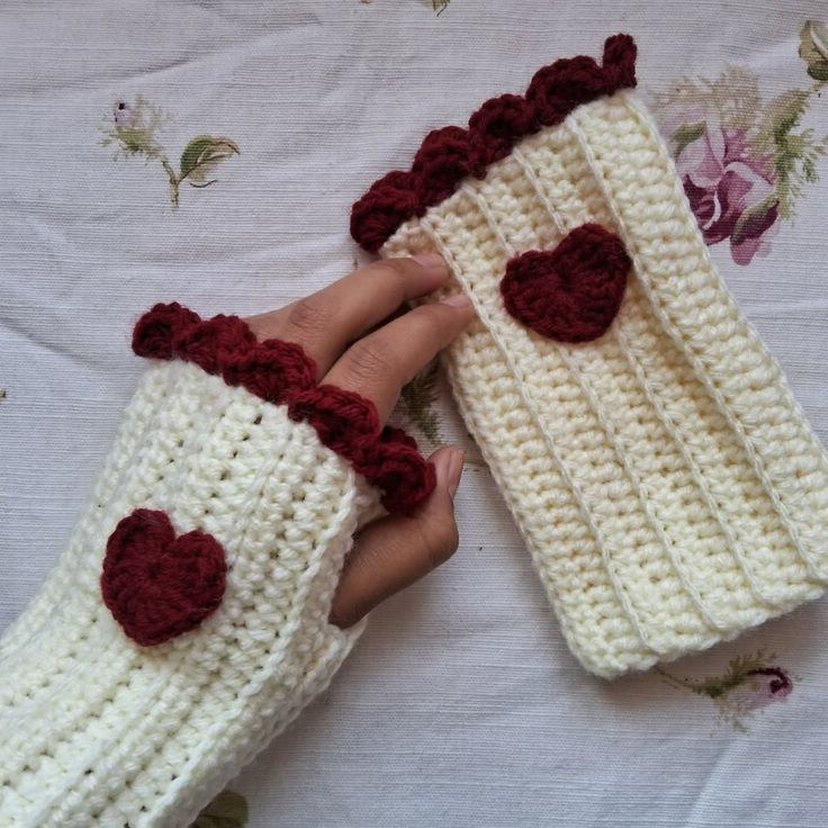 Bordo Fiyonk Detaylı Örgü Kadın Eldiveni - Görsel 5