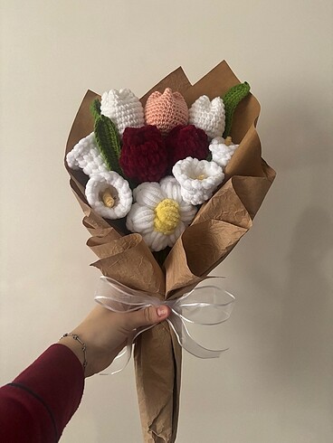 Beden Amigurumi çiçek buketi
