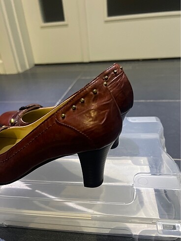36 Beden kahverengi Renk Kural Collection deri( metal süsleme) ayakkabı
