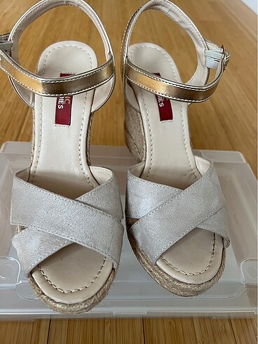 TNC For Ladies,36 no
