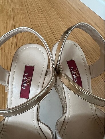 36 Beden beyaz Renk TNC For Ladies,36 no