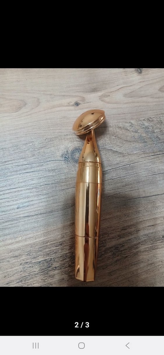 Altın Renkli Parlak Yüz Temizleme ve masaj Cihazı - Görsel 2