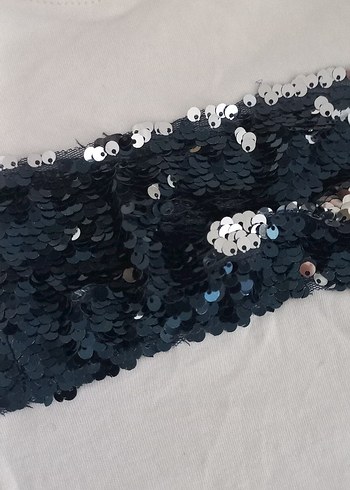 Kız Çocuk Beyaz Kolsuz Tişört - Görsel 3