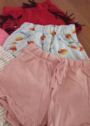 Kızlar için Çok Renkli Pamuklu Şort Seti - Görsel 3