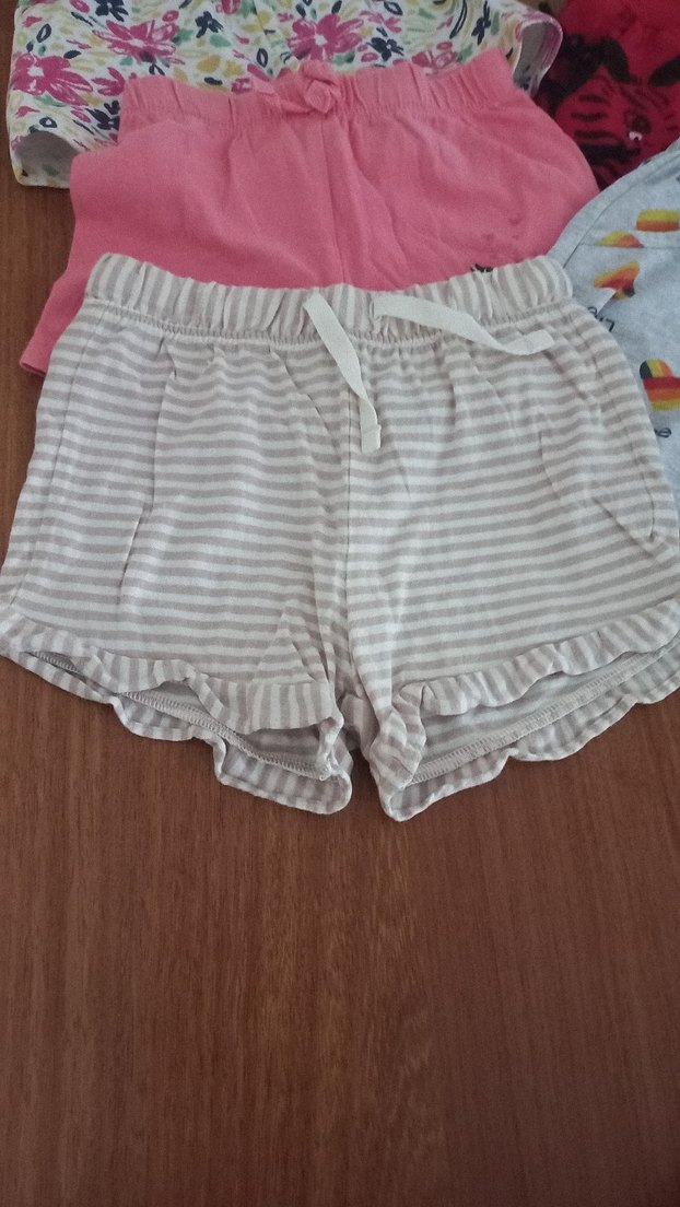 Kızlar için Çok Renkli Pamuklu Şort Seti - Görsel 4