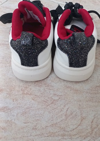 Kız Çocuk Beyaz Minnie Nakışlı Spor Ayakkabı - Görsel 4