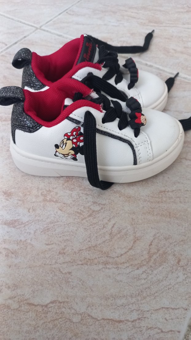 Kız Çocuk Beyaz Minnie Nakışlı Spor Ayakkabı - Görsel 5