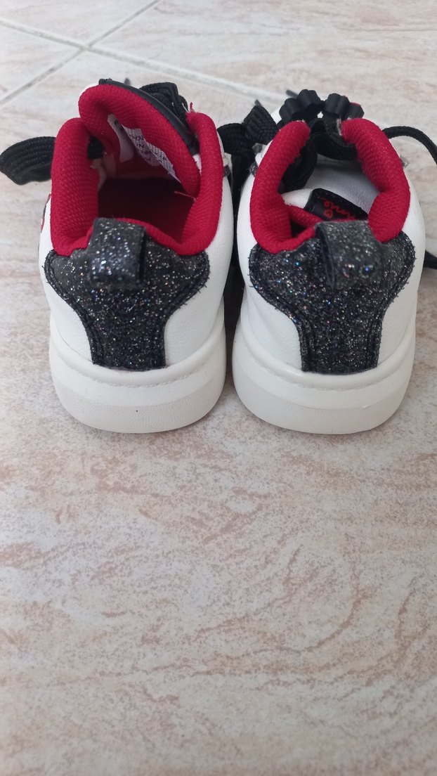 Kız Çocuk Beyaz Minnie Nakışlı Spor Ayakkabı - Görsel 4