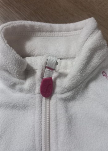 Kız Çocuk Beyaz Fermuarlı polarli Yelek - Görsel 3