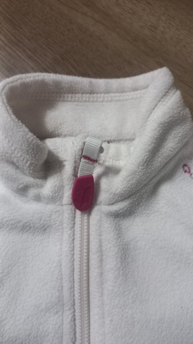 Kız Çocuk Beyaz Fermuarlı polarli Yelek - Görsel 3