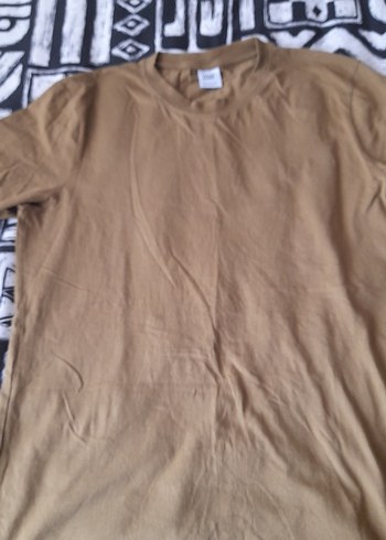 Yuvarlak Yaka, Kısa Kollu - Görsel 2