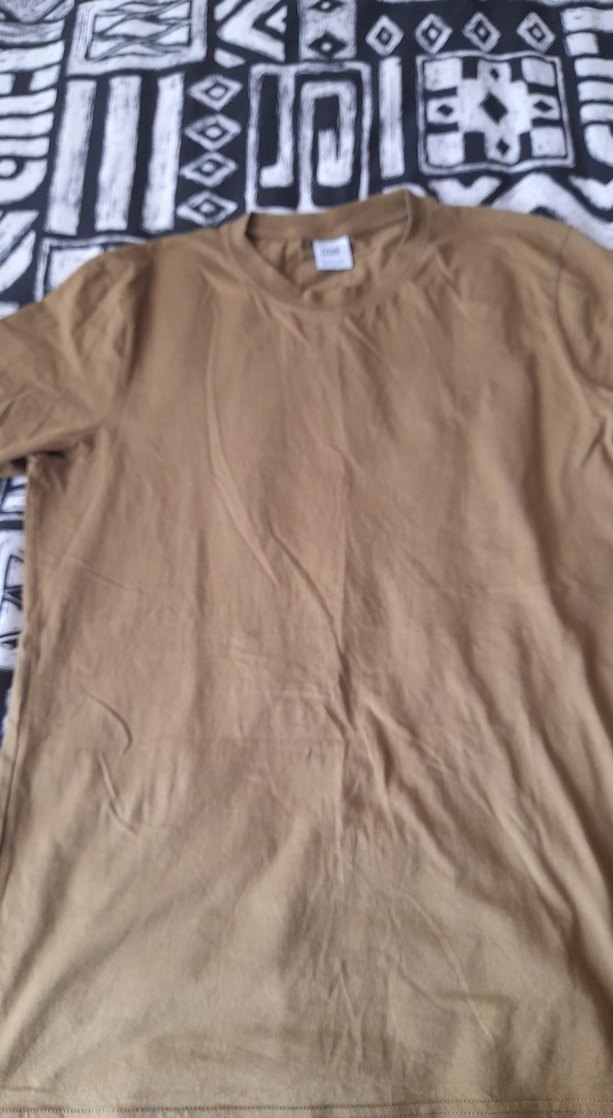 Yuvarlak Yaka, Kısa Kollu - Görsel 2