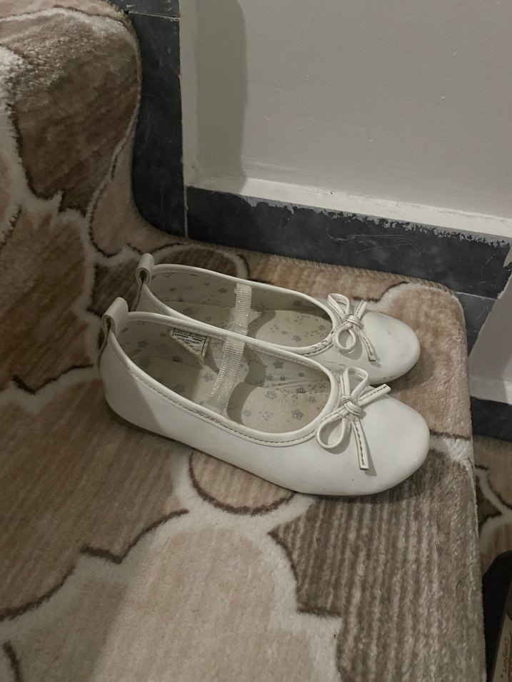 Kız Çocuk Beyaz Fiyonk Detaylı Babet - Görsel 2