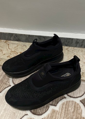 Siyah Kadın Ayakkabı - Görsel 2