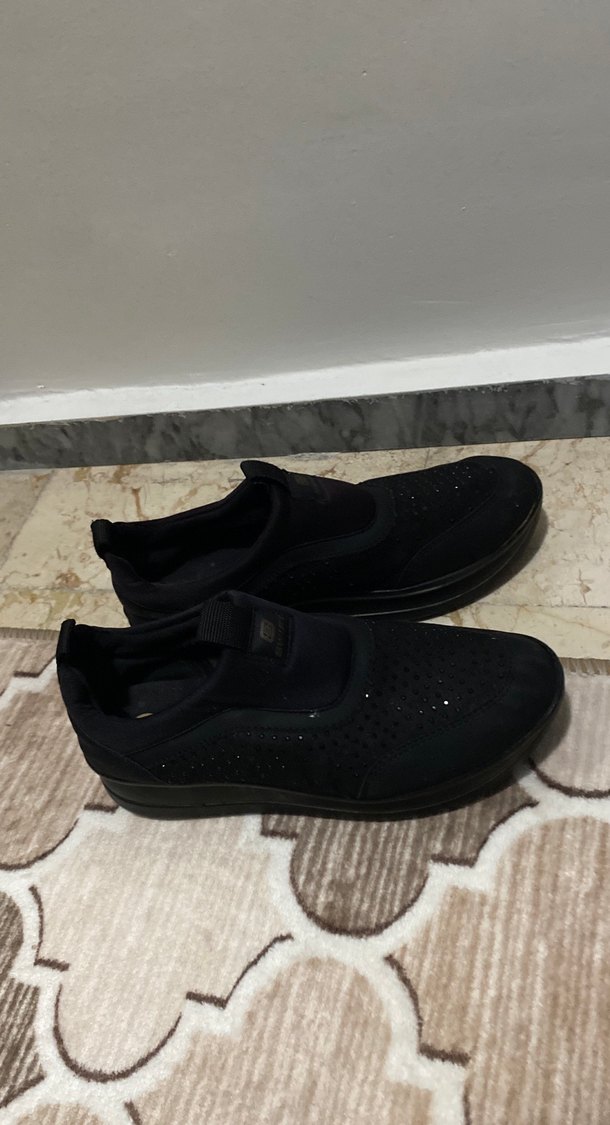 Siyah Kadın Ayakkabı - Görsel 3