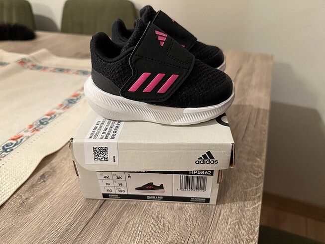 Adidas 19 numara Adidas Spor Ayakkabı