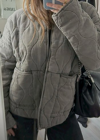 s Beden Zara Dik Yaka Oversize Kısa Kışlık Ceket